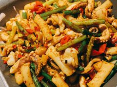 铁板八爪鱼炒年糕-老头儿油爆虾(星光一期店)