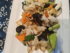 -旺角小渔村·海肠捞饭开创者(环山路店)