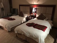 -锦龙国际酒店(天津奥体中心华苑地铁站店)