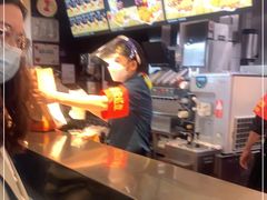 -麦当劳(深圳北站高铁店)