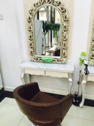 爱美丽造型护肤中心(罗马店)-爱美丽科技美肤中心