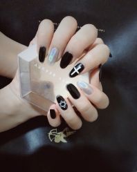 -隅日式美甲美睫專門店