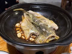 生焗黄花鱼-苹果树下艺术餐厅(通州店)