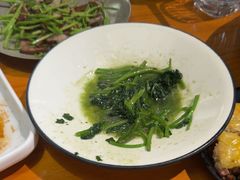 -莲餐厅·湖北菜·潜江小龙虾店(愚园路店)