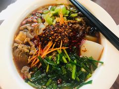 风味凉卷粉-湖泉水云间餐厅·弥勒地道菜(B座店)