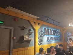 -伯爵·沉浸式超级密室·直营店