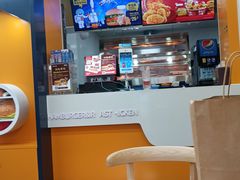 大堂-迈德思客•汉堡•烤鸡(围墙巷店)