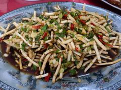 凉拌折耳根-香猪美食(洛香店)