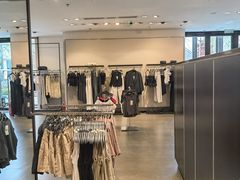 -ZARA(恒隆广场店)