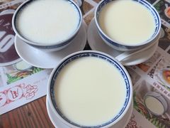 -周大娘牛乳(旧寨古村总店)