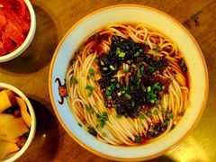 -津市刘聋子粉馆岳阳总店