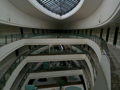 android_upload_pic-上海滴水湖皇冠假日酒店