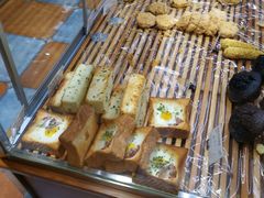 -苹果花园(南泉路店)