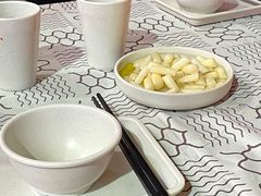 -龙巢盱眙龙虾·鸡煲·烧烤宵夜(坪洲店)