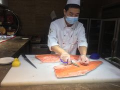 挪威三文鱼-悦鼎汇海鲜姿造
