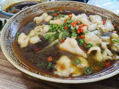 石锅贡鱼-土桥手掌鸡·26年灌县老味道(都江堰店)