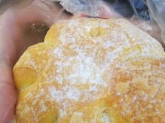 万圣节蛋黄奶黄南瓜面包-多乐之日(王府井apm店)