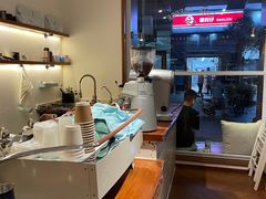 -Line 咖啡(石厦花园店)