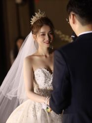 -伯瓷皇后婚纱艺术空间