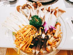 菌菇拼盘-八珍玉食鸡煲·打边炉(印象城店)