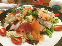 -晶吉·居酒屋·烧鸟·海胆(民主广场店)