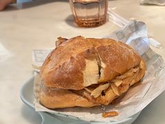 澳门猪扒包-石板街港澳冰室(天环店)