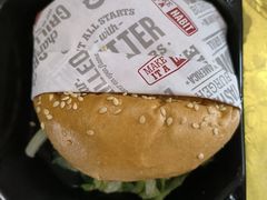 -The Habit Burger Grill 哈比特汉堡(复兴soho店)