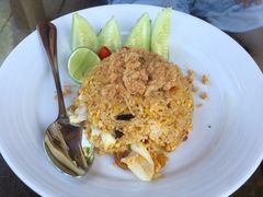 -Baan Ploy Samed Restaurant ร้านอาหารบ้านพลอยเสม็ด