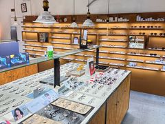 -罗伯特眼镜·蔡司官方授权(罗湖国贸店)