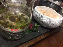 龙井虾仁-明仕田园酒店