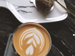 -UNI UNI(环亚凯瑟琳店)