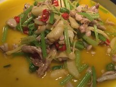 沸腾牛蛙-鱼食饭稻·苏浙土菜17年老馆子(平江路店)