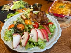 主厨烤鸡鲜果沙拉-秘密旅行Bonjour(黑金冠 江南西店)