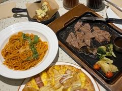 -必胜客(经开万达店)