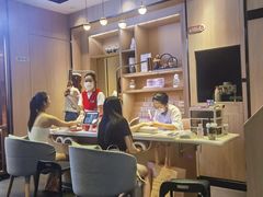 -海底捞火锅(曼巴特广场店)