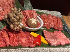 -炼火烤肉店