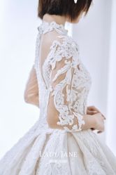 -Lady  Jane高端婚纱礼服馆