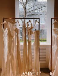 -艾米丽婚纱礼服