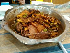 -嘎嘎鸭下巴·爆辣干锅(明教寺店)