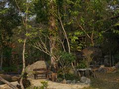 -Chom Cafe and Restaurant