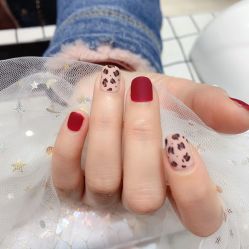 -IMEET美甲美睫工作室