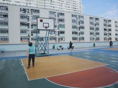 -彩虹村