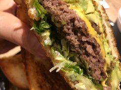 -The Habit Burger Grill 哈比特汉堡(复兴soho店)