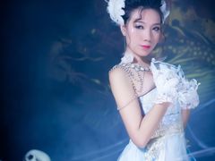 -九月鹰飞汉服摄影工作室
