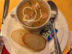 奶油土豆香肠茸汤-申德勒加油站西餐厅(日坛路总店)
