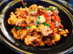 干锅泡椒牛蛙-卫鼎轩·家宴(水上公园店)