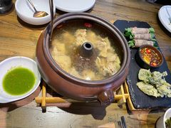 -壹霖·洱语云南菜(方恒国际店)