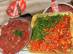 -热火朝天鲜切牛肉火锅(南强街巷店)