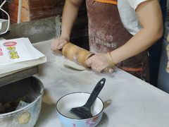 -邵建华师傅梅菜扣肉饼(麓山总店)
