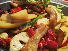 -万重锦·人文川菜馆(骡马市店)